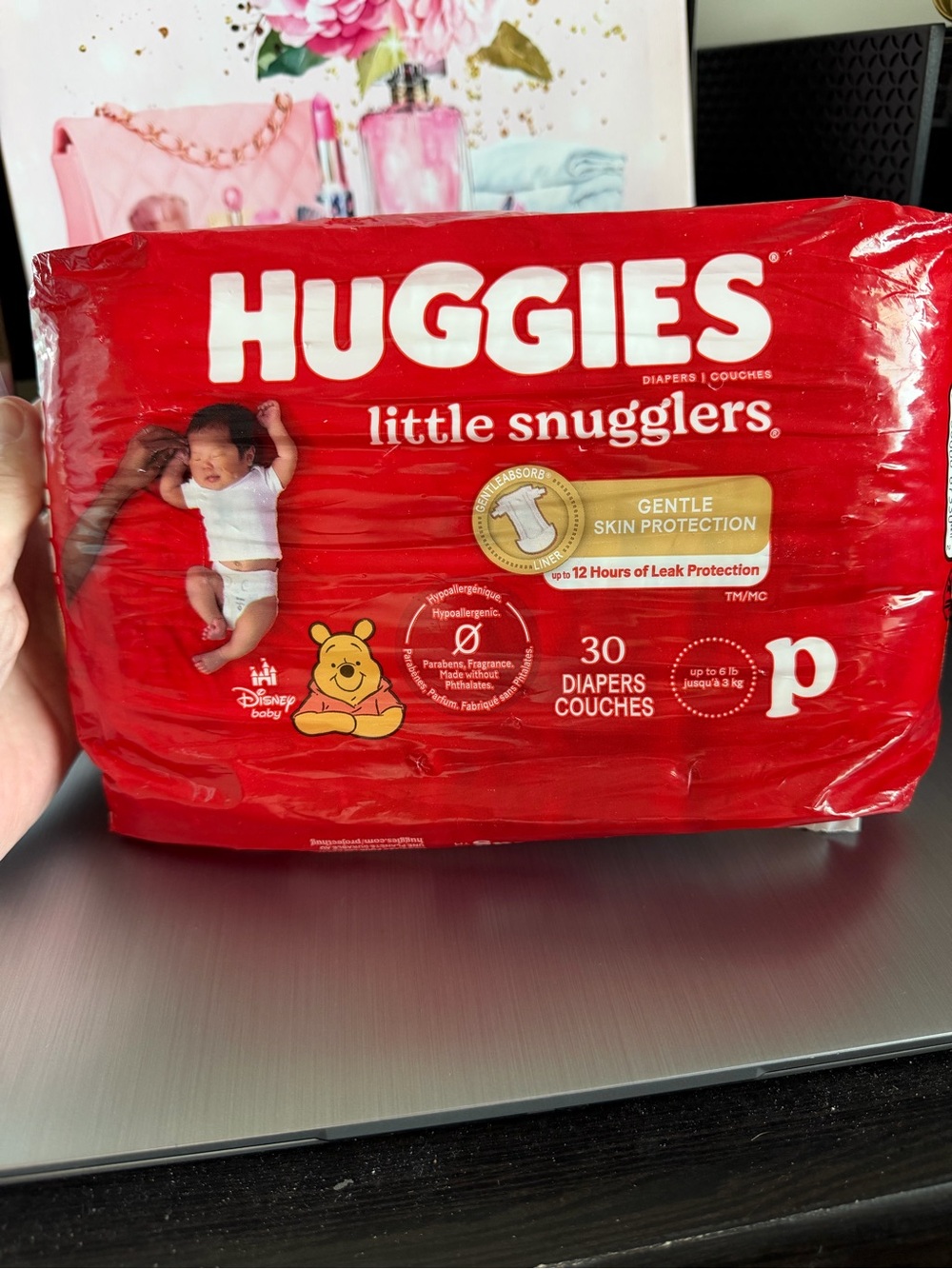 Little Snugglers Diapers - Red Preemie 30 pack